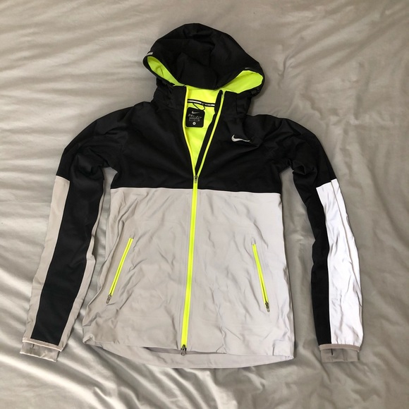 nike shield flash running jacket